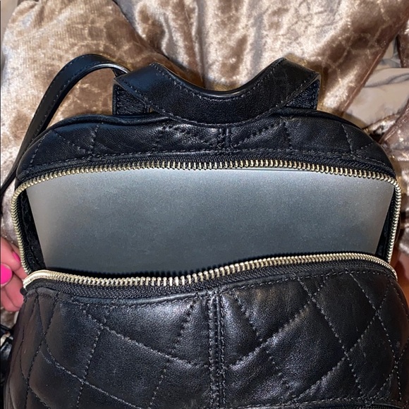 Michael Kors Backpack with rabbit fur Like new - Picture 7 of 8